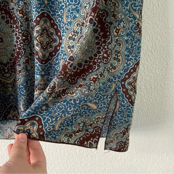 Retro Paisley Light Top Short Sleeve Blouse Size XL Wrap Neckline V-Neck - Picture 2 of 5